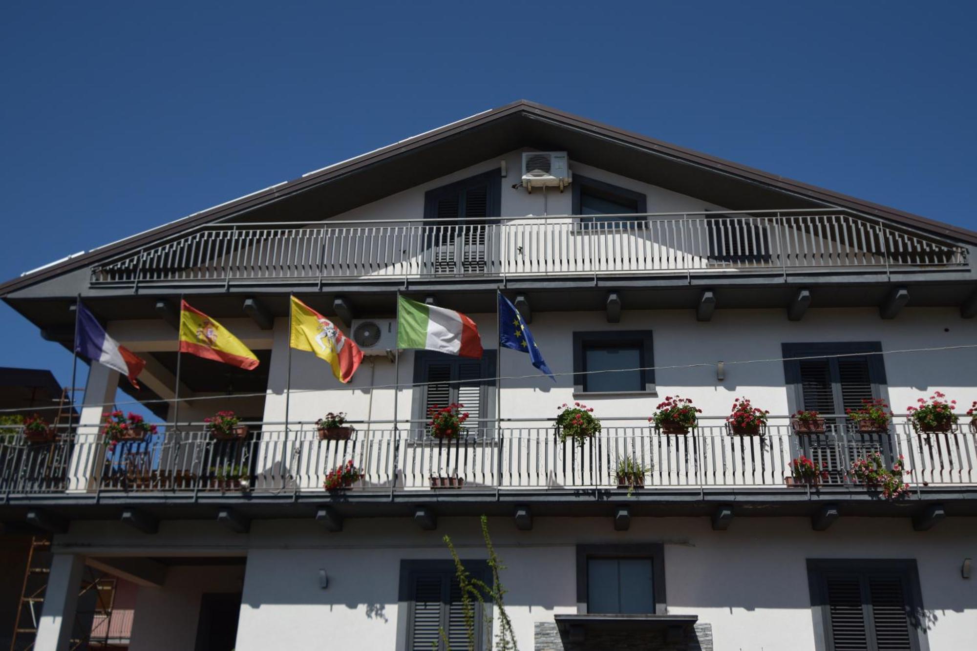 B&B Alfio Tomaselli Nicolosi Bagian luar foto