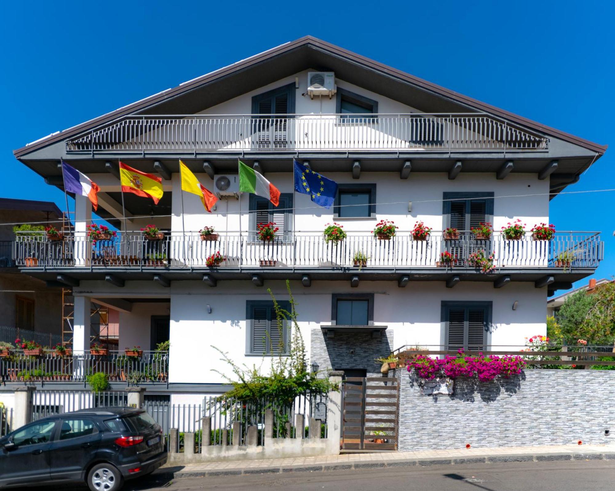 B&B Alfio Tomaselli Nicolosi Bagian luar foto