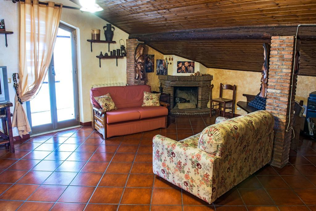 B&B Alfio Tomaselli Nicolosi Bagian luar foto